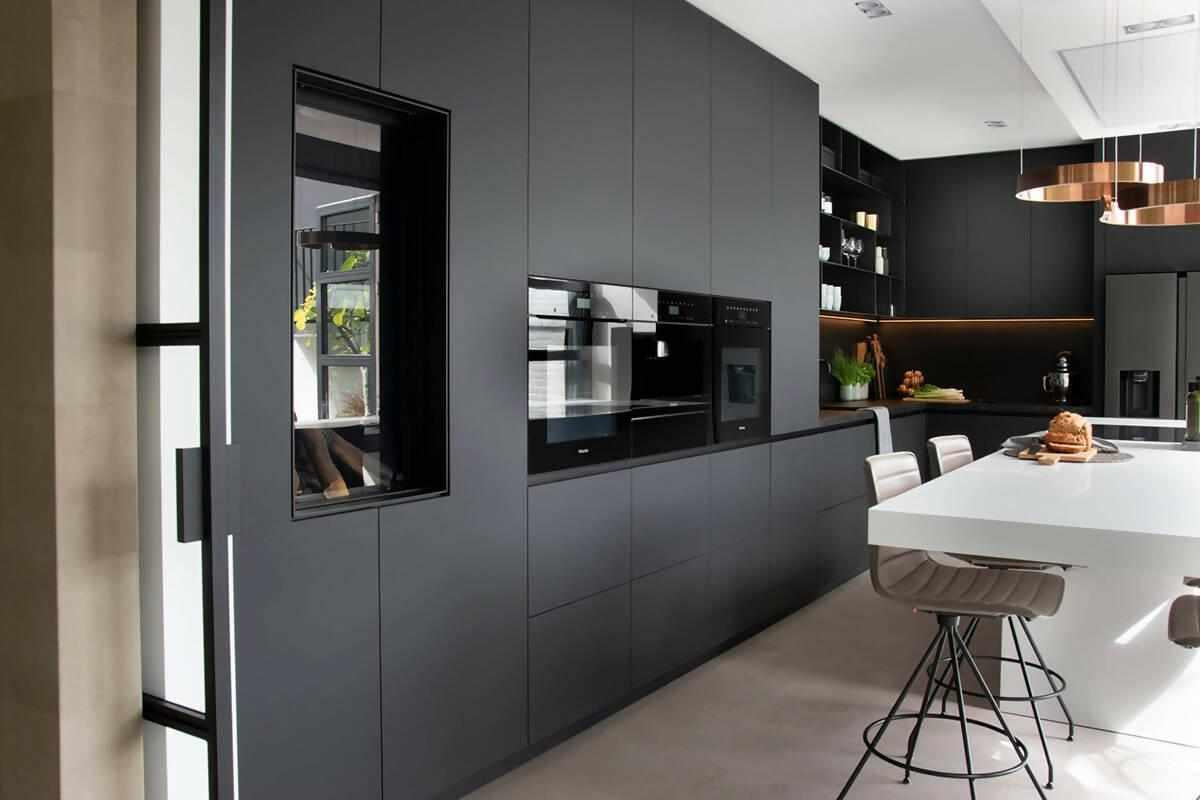 Design leefkeuken op maat-Design leefkeuken op maat-Donkere keuken,Interieur,Keuken,Keukeneiland,Sfeerverlichting-Design leefkeuken op maat-OBLY