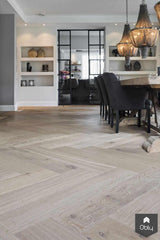 Eigentijds visgraatmotief groot formaat met traditionele bies-NOBEL Flooring-alle,Woonkamer-OBLY