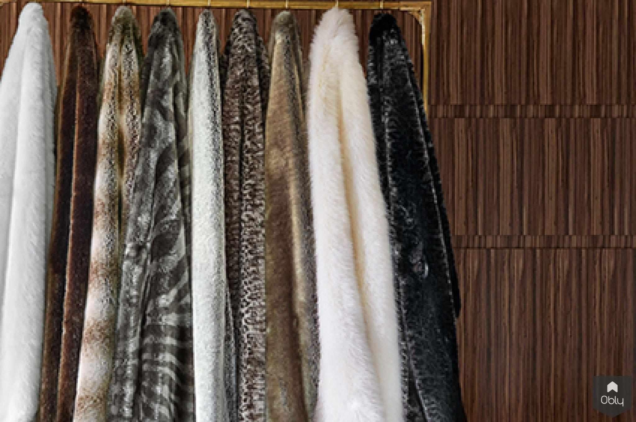 Faux fur collectie Husky - Zinc Textile-The Romo Group Nederland-alle,exclusieve plaids,faux fur accessoires,faux fur collectie,high end woondecoratie,imitatiebont interieur,luxe woontextiel,warme interieurstoffen,Woonkamer,zachte sierkussens-OBLY