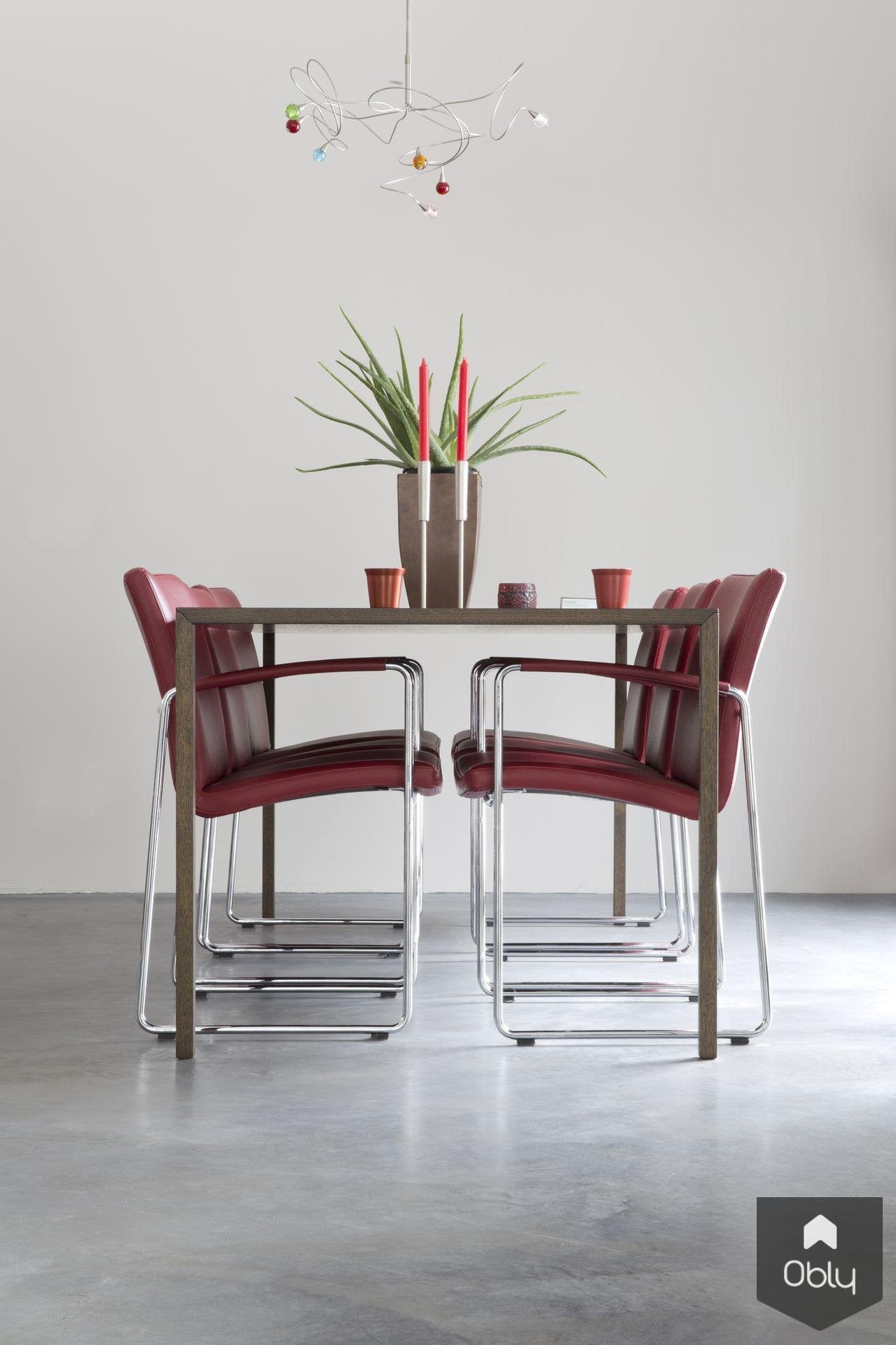 Gevlinderde woonbeton vloer-Willem Designvloeren B.V.-alle,gevlinderde woonbeton vloer,industriële betonvloer design,moderne betonvloer interieur,naadloze betonvloer woning,strakke woonbeton vloer,Woonkamer-OBLY