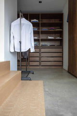 Gevlinderde woonbeton vloer in gerenoveerde woning-Obly-2-alle,Entree Hal Trap,Keuken,Woonkamer-Gevlinderde woonbeton vloer in gerenoveerde woning-OBLY