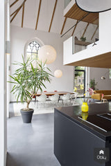 Gevlinderde woonbeton vloer in oude kerk-Willem Designvloeren B.V.-alle,Woonkamer-OBLY