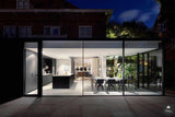 Glazen aanbouw jaren 30 woning-KELLER minimal windows® by Kumasol-aanbouw,aanbouw met glas,alle,aluminium schuifpui,glazen aanbouw,jaren 30 woning,lichtinval woning,minimalistische architectuur,moderne aanbouw,renovatie jaren 30 woning,uitbouw woning,verbinding binnen buiten-Glazen aanbouw jaren 30 woning -OBLY