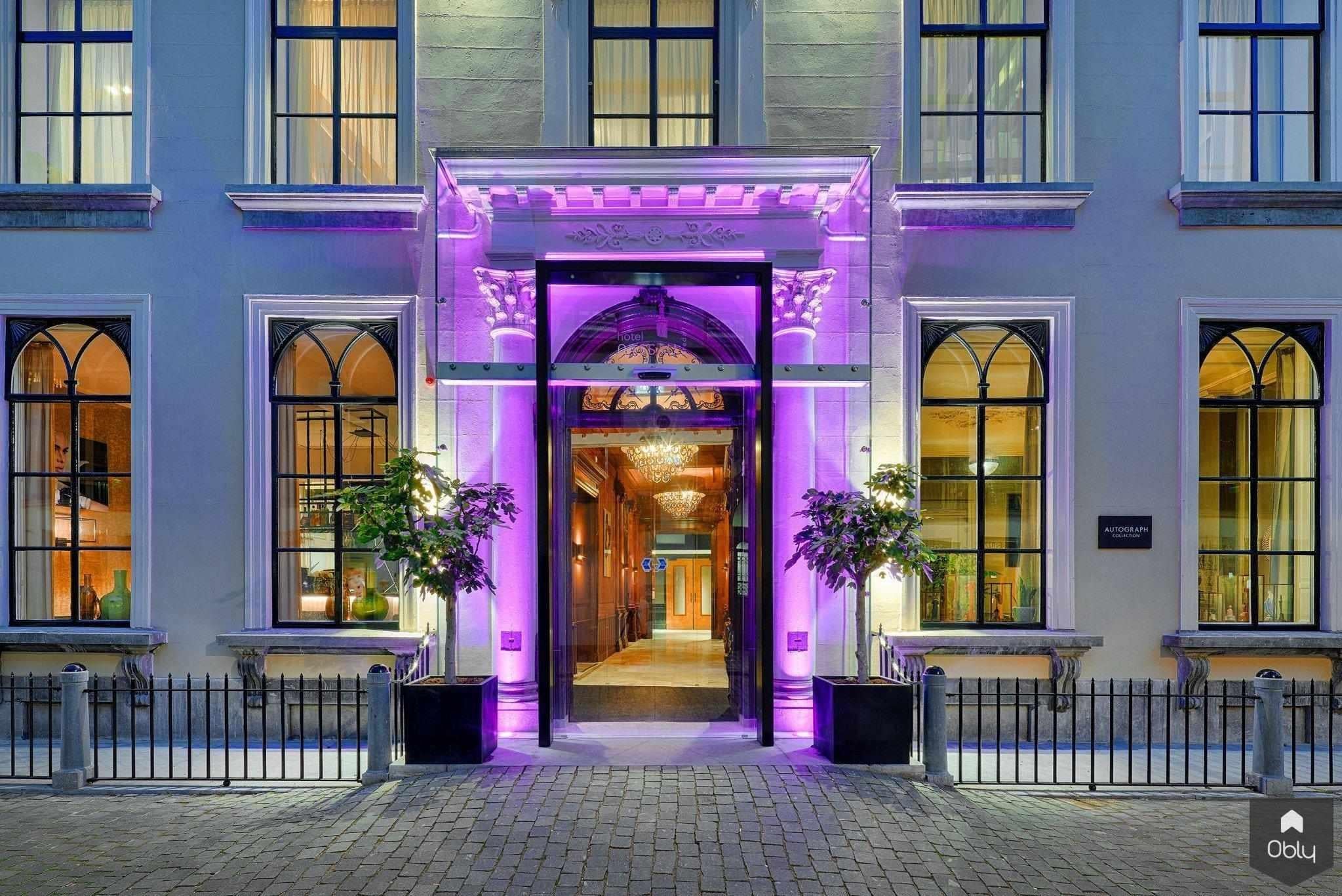 Glazen entree Nassau Hotel-Overveld Glas-alle,Entree hal trap,entree met glaswand,glazen entree,glazen entree deur,glazen entree hal,moderne glazen entree-OBLY