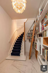 Hoge eiken fineer boekenkast-Berka Interieurbouw en Meubelmakerij-alle,Entree hal trap-OBLY