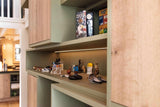 Houten hoge vakkenkast-Hout en Vorm-Woonkamer-Hoge houten vakkenkast-OBLY