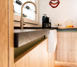 Houten hoge vakkenkast-Hout en Vorm-Woonkamer-Hoge houten vakkenkast-OBLY