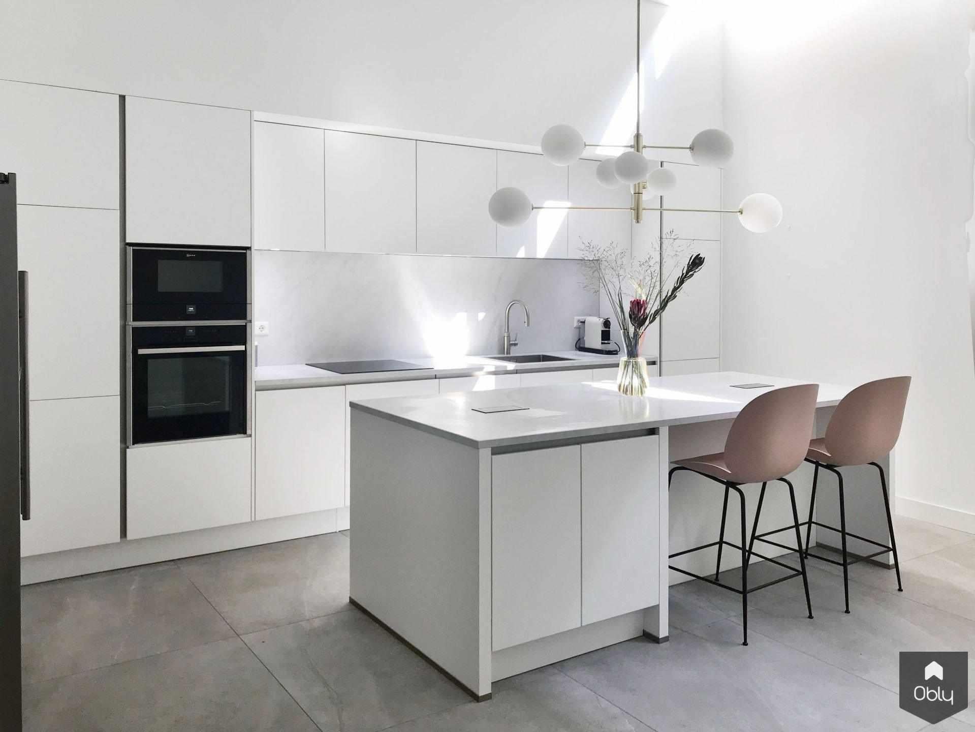 Interieurontwerp lichte keuken en badkamer-Ijzersterk Interieurontwerp-alle,Badkamer,Interieurontwerp,Keuken,Paris chic stijl-OBLY