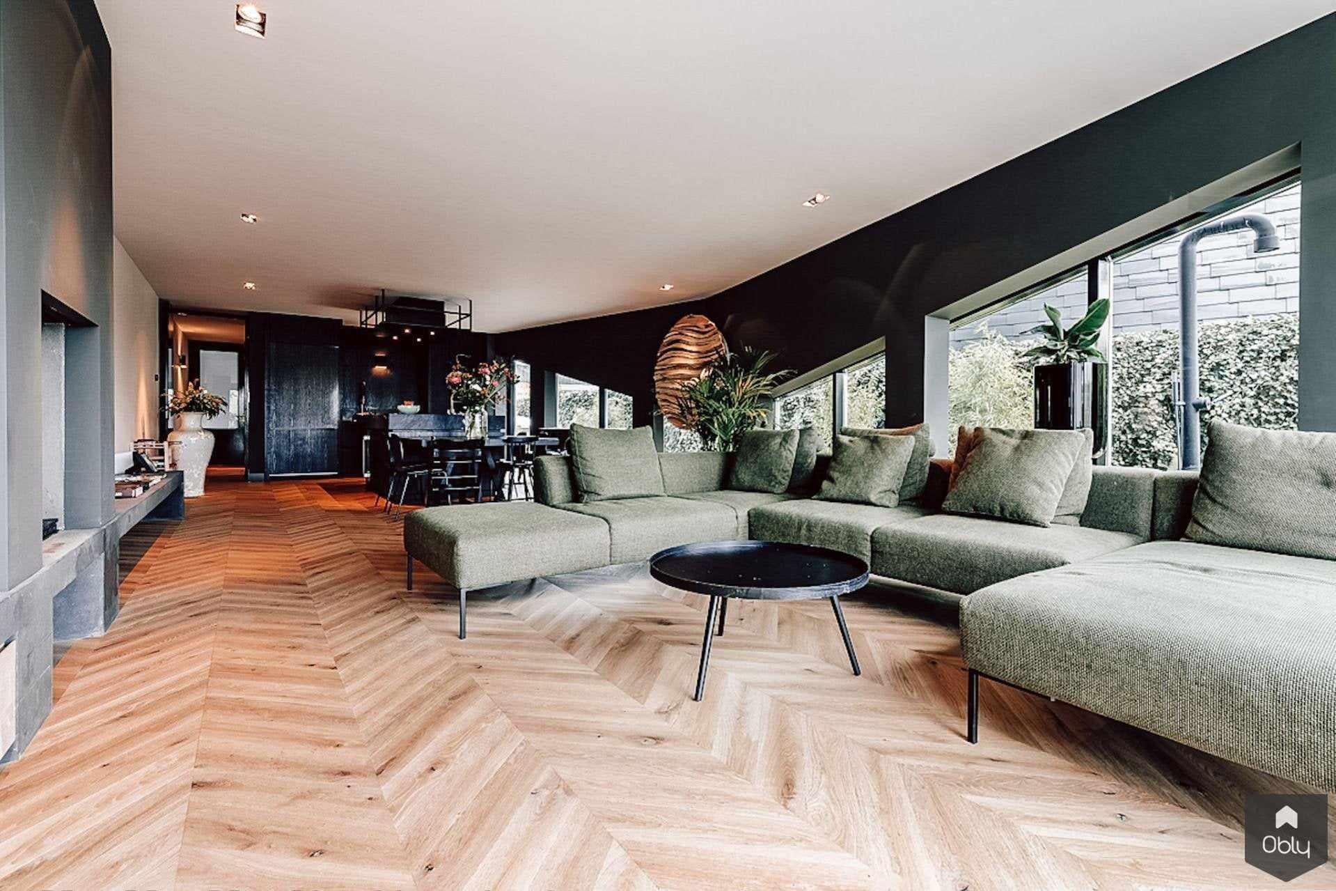 Interieurontwerp met eiken Hongaarse punt-Jeroen de Nijs BNI-alle,eiken vloer,hongaarse punt vloer,interieurontwerp woonkamer,luxe woonkamer,modern interieur,open leefruimte,Woonkamer-OBLY