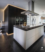 Keuken jaren 30 woning-Wildenberg Interieurarchitectuur-alle,exclusieve interieurarchitectuur,karakteristieke jaren 30 details,Keuken,keuken jaren 30 woning,luxe keuken inspiratie,moderne woonkeuken inrichting,stijlvolle maatwerk keuken,warme moderne keuken-OBLY