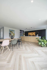 Keuken met mat zwarte hoge kastenwand-Ergoform-alle,Keuken,Woonkamer- Keuken met mat zwarte hoge kastenwand -OBLY