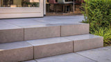 Kleine moderne tuin met zwembad en veranda-OBLY-alle,Tuinen-Kleine moderne tuin met zwembad en veranda-OBLY