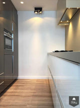 Lichte woonkeuken in zomers woonhuis in Domburg-Grego Design Studio-alle,Keuken,lichte woonkeuken,maatwerk interieurdesign,maatwerk kustinterieur,moderne keuken aan zee,stijlvolle kustwoning,wit zand grijs interieur,Zeeuwse woonstijl,zomers woonhuis Domburg-Lichte woonkeuken in Domburg | Grego Design Studio-OBLY
