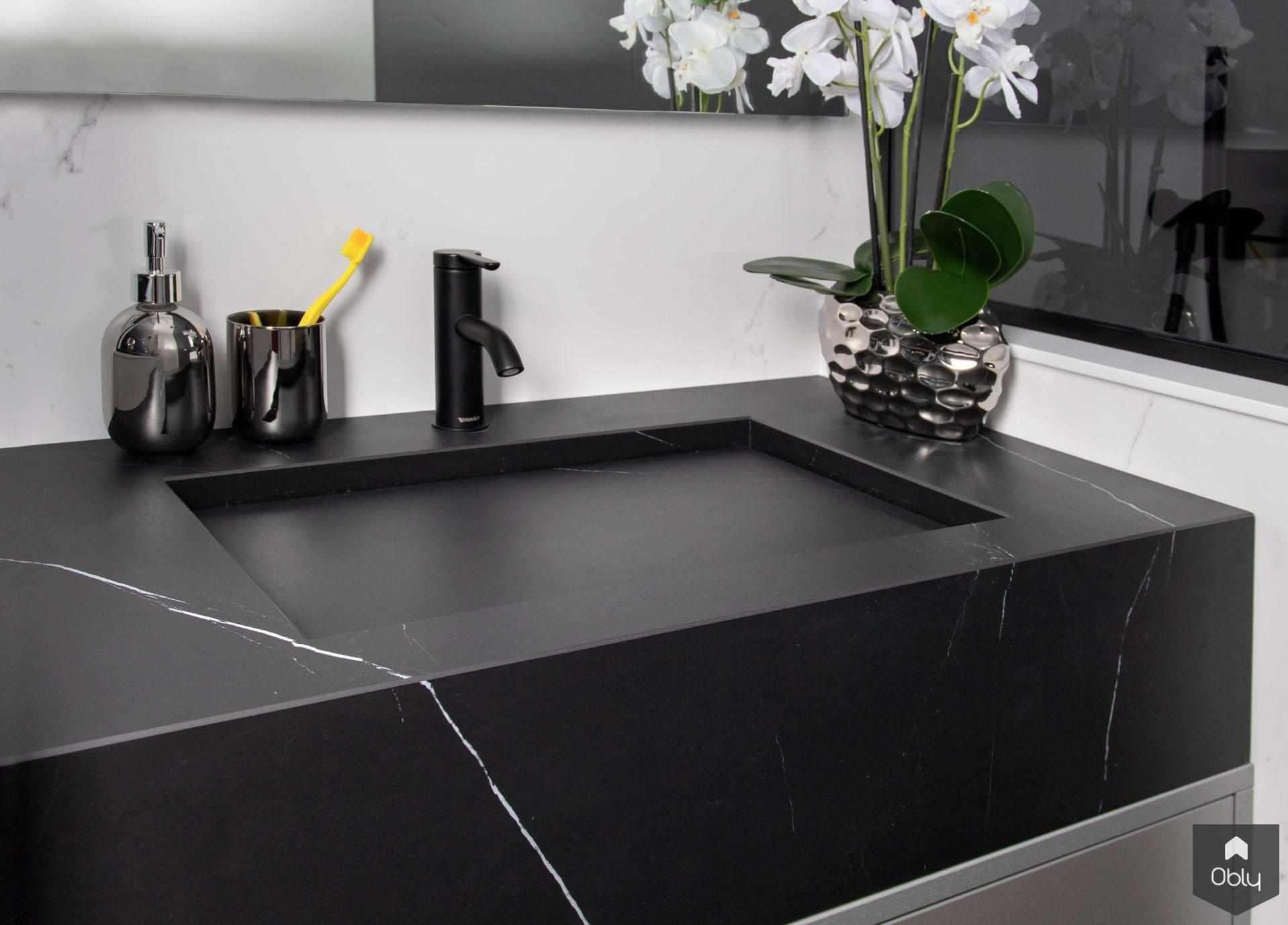 Luxe maatwerk wastafel-Dekker Zevenhuizen-alle,Badkamer,badkamermeubel op maat,design badkamer,donkere wastafel,Eric Kuster stijl,exclusieve badkamer,luxe badkamer,maatwerk wastafel,moderne badkamer,Porcelanosa wastafel-OBLY