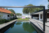 Moderne design buitenkeuken-COOXS-buitenkeuken met betonlook werkblad,design tuin met buitenverblijf,exclusieve wellness tuin,luxe buitenkeuken inspiratie,minimalistische buitenruimte,moderne buitenkeuken met barbecue,moderne design buitenkeuken,strakke tuinarchitectuur-Moderne cooxs design buitenkeuken -OBLY