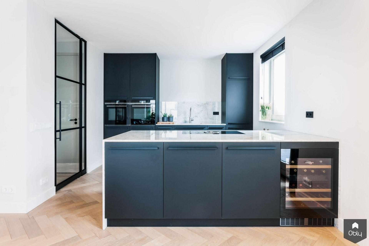 Moderne keuken van mat zwart en marmer-Robert Tediek Keukens & Interieur-alle,Keuken-OBLY