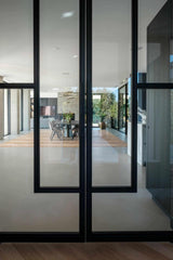 Mooi lijnenspel in villa-inrichting-Mint Interieur-woonkamer-OBLY