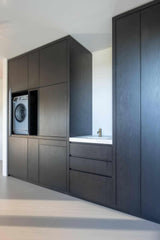 Mooi lijnenspel in villa-inrichting-Mint Interieur-woonkamer-OBLY