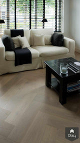 MoreFloors - Nieuwbouw woning voorzien van Eiken walvisgraat met band-MoreFloors-alle,exterieur nieuwbouw woning vloer,interieur walvisgraat parket,keuken eiken houten vloer,Woonkamer,woonkamer eiken walvisgraat vloer,woonkamer visgraat vloer design-OBLY
