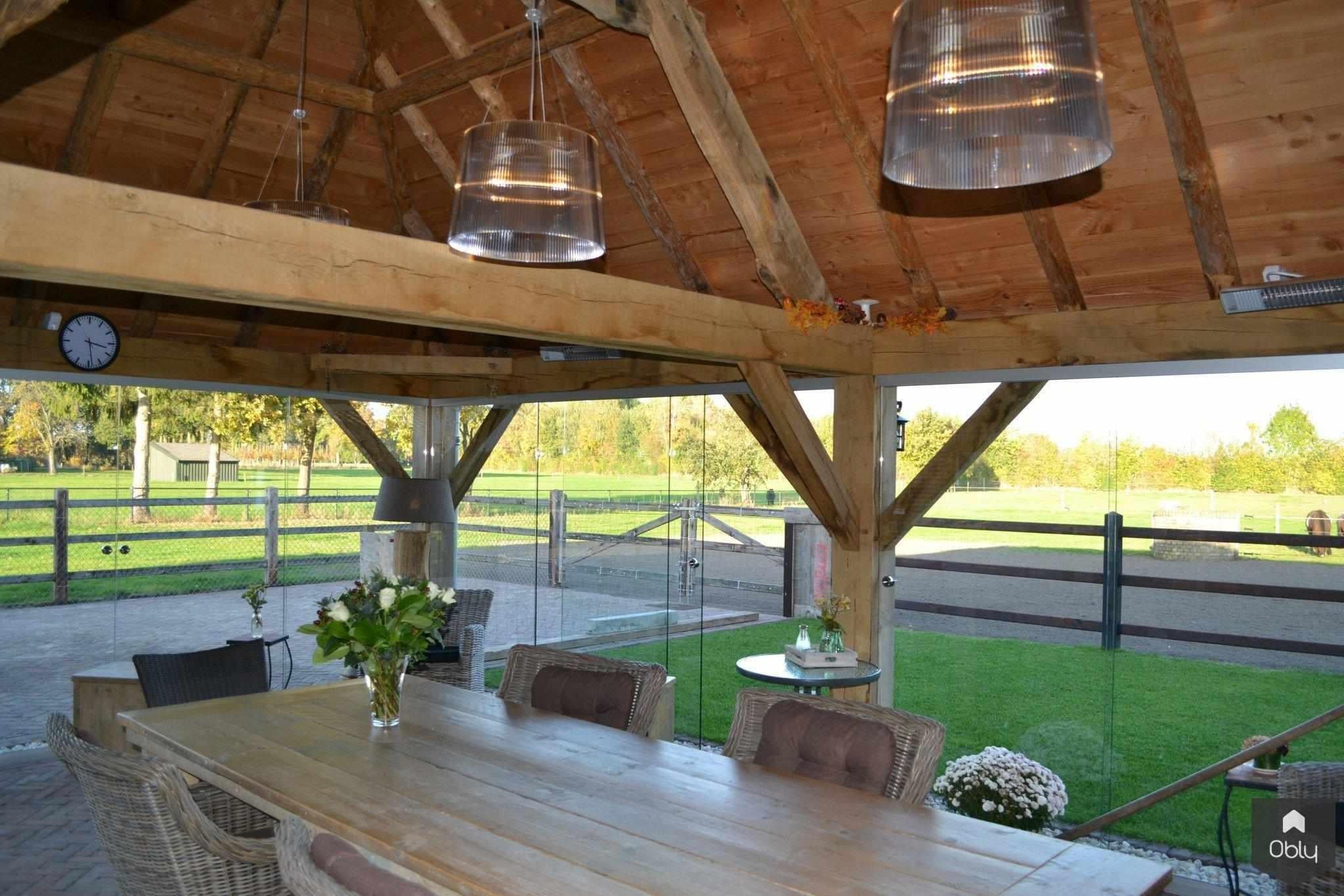 Prachtige glazen pui-Alument-alle,buitenkamer,buitenverblijf met glas,Exterieur vrijstaand,glazen schuifwanden,overkapping met glas,terrasoverkapping met glas-OBLY