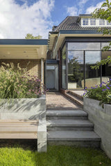 Renovatie en uitbreiding jaren '30 woning-Nest-Aanbouw,GlazenPui,Jaren30Renovatie,LichtWonen,ModerneUitbreiding,OpenKeuken,StrakkeArchitectuur-Renovatie en uitbreiding jaren '30 woning-OBLY