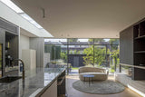 Renovatie en uitbreiding jaren '30 woning-Nest-Aanbouw,GlazenPui,Jaren30Renovatie,LichtWonen,ModerneUitbreiding,OpenKeuken,StrakkeArchitectuur-Renovatie en uitbreiding jaren '30 woning-OBLY