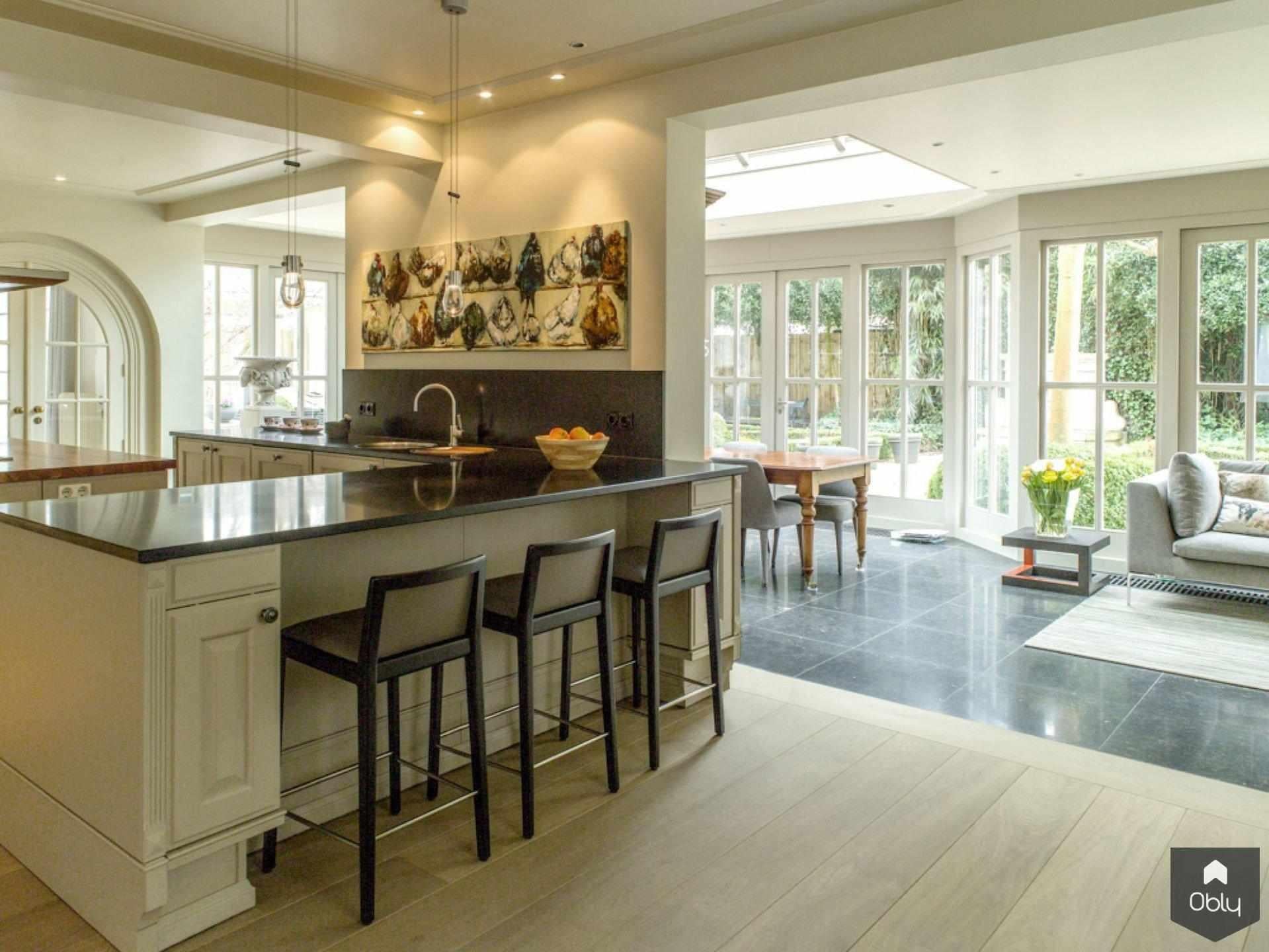 Renovatie klassieke villa-Doreth Eijkens | Interieur Architectuur-alle,design meubels interieur,Eetkamer,hoogwaardige interieurafwerking,lichte villa inrichting,luxe villa interieur,moderne klassieke villa,renovatie klassieke villa,rustige gezinswoning,stijlvolle woonruimte,warm modern interieur,Woonkamer-OBLY