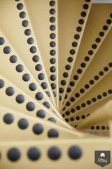 Ruimtebesparende gouden wenteltrap-EeStairs-alle,Entree,Entree Hal Trap,Hal,Trap-Ruimtebesparende gouden wenteltrap | OBLY.com-OBLY