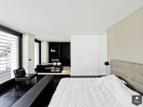 Southern-Woods Villa Juul & Lucas-Bob Manders Architecture-alle,Slaapkamer-OBLY