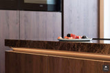 Stoere designkeuken met donker marmer-Kitchenstudio-alle,Keuken-OBLY