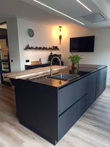 Stoere warme keuken met led verlichting-Gebr. Smits-keuken-OBLY