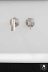 Stoere witte badkamer met zwarte accenten-Fors design badkamers-alle,Badkamer-OBLY