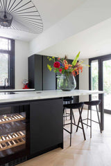 Strakke zwart-wit keuken-Keukenstudio Stormink-Keuken-OBLY