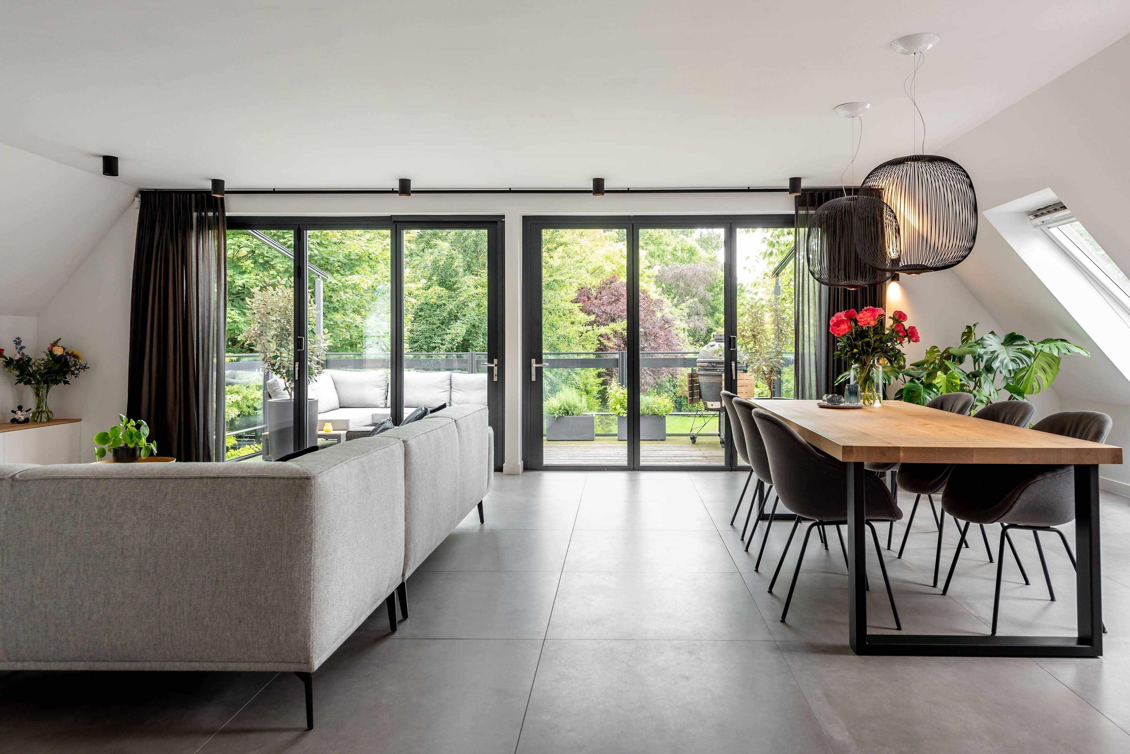 Tijdloze woning Ijsselmeer-Lifs Interior Design-Badkamer,Interieur inspiratie,Keuken met kookeiland,Master bedroom met inloopkast,Wonen aan het IJsselmeer,Woonkamer,Zwart marmer keuken-Tijdloze woning Ijsselmeer-OBLY