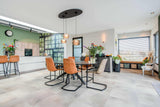 Totale verbouwing verouderde woning-Huisvanbinnen-daklicht interieur,lichte woonruimte,maatwerk keuken onder trap,moderne entreehal,moderne gezinswoning,open keuken ontwerp,ruimtelijke woonkamer,totale woningverbouwing,verouderde woning renovatie,woonkamer-Totale verbouwing verouderde woning-OBLY