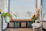 Totale verbouwing verouderde woning-Huisvanbinnen-daklicht interieur,lichte woonruimte,maatwerk keuken onder trap,moderne entreehal,moderne gezinswoning,open keuken ontwerp,ruimtelijke woonkamer,totale woningverbouwing,verouderde woning renovatie,woonkamer-Totale verbouwing verouderde woning-OBLY