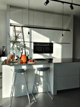 Transformatie woning in oud schoolgebouw-Obly-2-alle,Entree Hal Trap,Keuken,Woonkamer-Transformatie woning in oud schoolgebouw-OBLY