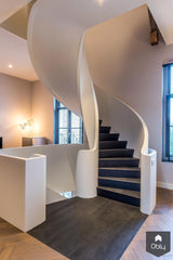 Twee wenteltrappen in Rijksmonument-Van Bruchem Staircases-alle,Entree hal trap-OBLY