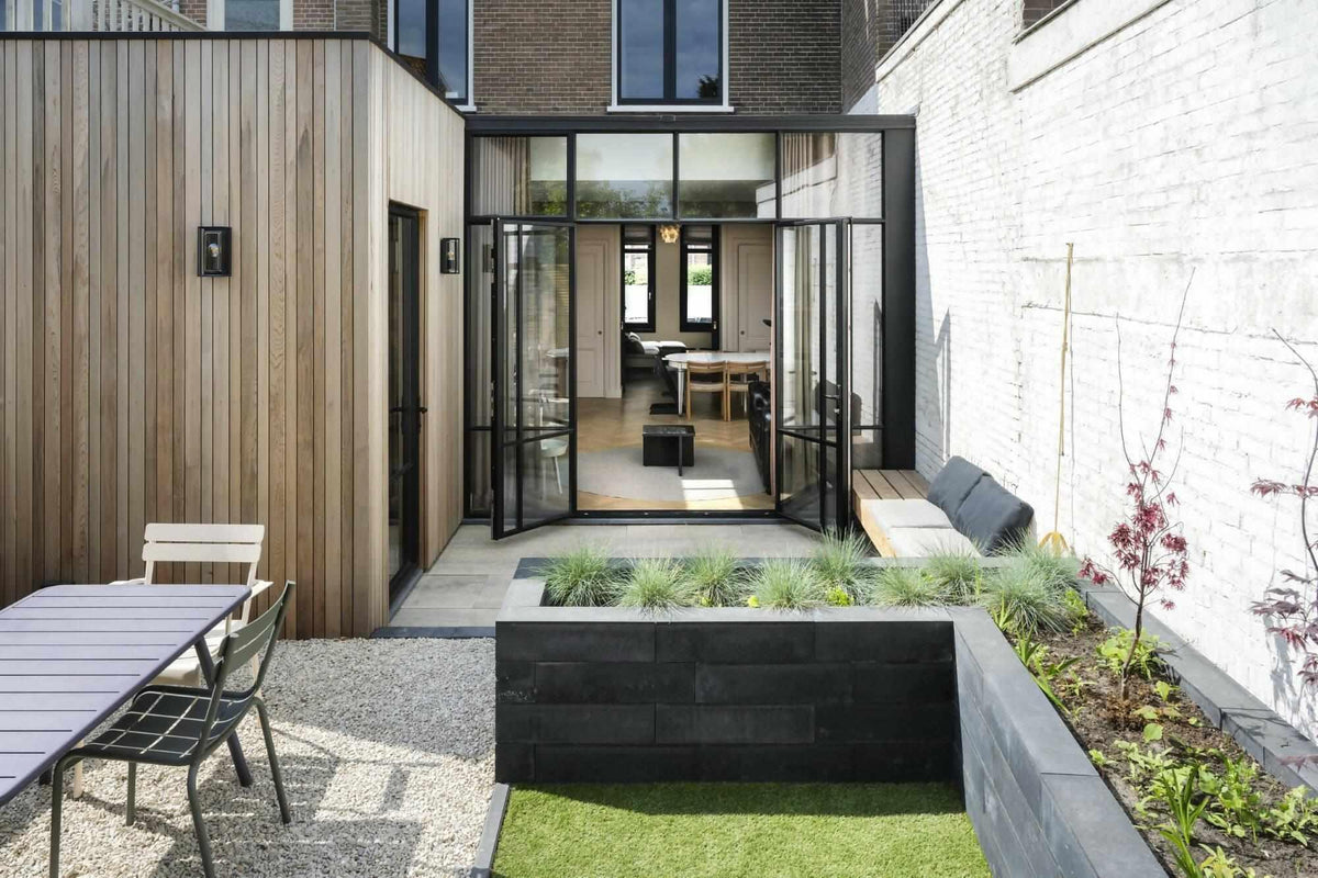 Verbouwing herenhuis met uitbreiding in hout en staal-Jaren 30 architect-aanbouw,Eetkamer,Exterieur,Keuken,Slaapkamer-OBLY
