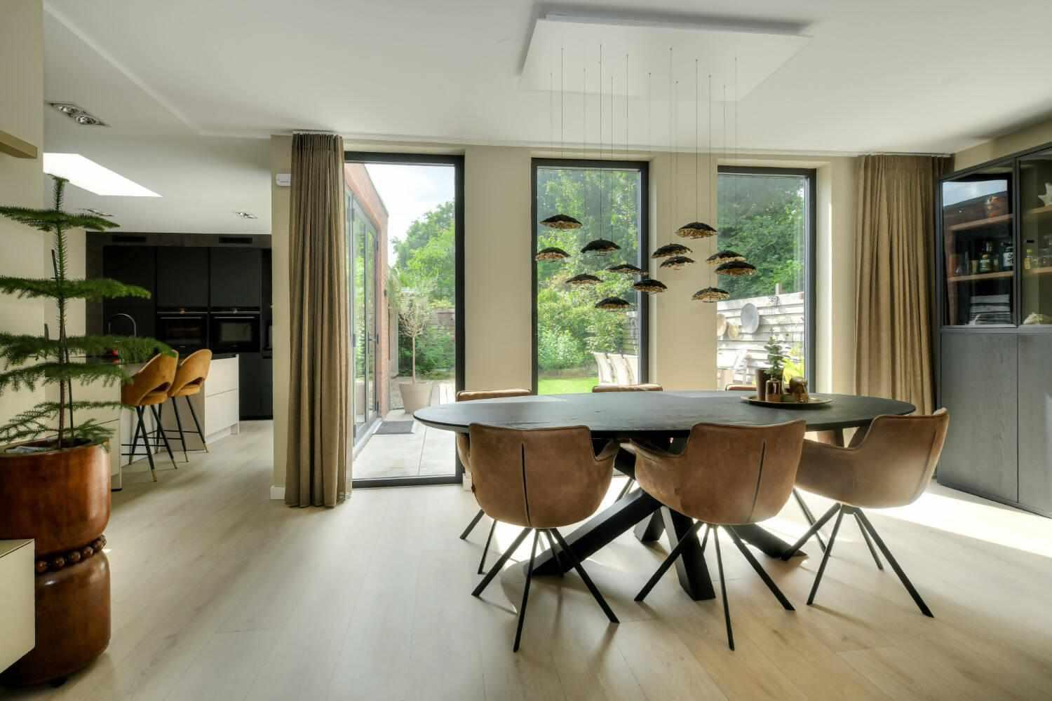 Verbouwing woonkamer met keuken aanbouw-lab-R architectenbureau-moderne woonkamer,open woonkamer,Woonkamer,woonkamer interieur,woonkamer met keuken,woonkamer renovatie-OBLY