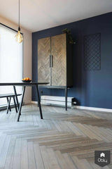 Verouderde smalle grijze visgraatvloer-Vloerenhuis Amsterdam-alle,Woonkamer-OBLY