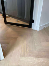 Verouderde visgraat tapisvloer-The Flooring Company-alle,Houten voer,Parketvloer,Visgraat vloer,woonkamer-Verouderde visgraat tapisvloer -OBLY