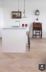 Visgraat vloer met vloerverwarming in licht appartement-The Woodstore-alle,Woonkamer-OBLY