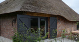 Vlaamse schuur als B&B met rieten dak en bakstenen gevel-Architectenbureau Drijvers Oisterwijk B.V.-alle,B&B,bakstenen gevel,Exterieur vrijstaand,gastenverblijf,landelijke architectuur,rieten dak,Vlaamse schuur-Vlaamse schuur als B&B met rieten dak | Drijvers-OBLY