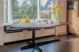 Warme functionele gezinskeuken-Huisvanbinnen-Farrow and Ball keuken,functionele woonkeuken,gezellige eetkeuken,keuken,luxe L keuken,maatwerk keukenontwerp,moderne gezinswoning,stijlvolle keukeninrichting,walnoten eettafel,warme gezinskeuken-Warme functionele gezinskeuken-OBLY