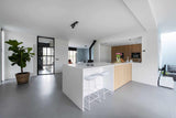 Witte keuken met eiken fineer kastenwand-Ergoform-alle,Keuken-OBLY