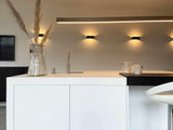 Witte keuken met warm houtfineer-Keukenarchitectuur Midden Brabant-Keuken-OBLY