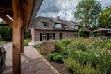 Woning in stijl van een authentieke langgevelboerderi-Spanjers Architect-alle,authentieke stijl,Exterieur vrijstaand,Keuken,landelijke architectuur,langgevelboerderij,riet en metselwerk,traditionele elementen-Woning in stijl van een authentieke langgevelboerderi-OBLY