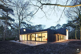Woonhuis KvD - exterieur-Grosfeld Bekkers van der Velde Architecten-alle,Exterieur,Exterieur vrijstaand,minimalistische woning,moderne architectuur,moderne villa,strakke gevel,veel glas,villa in het bos-OBLY
