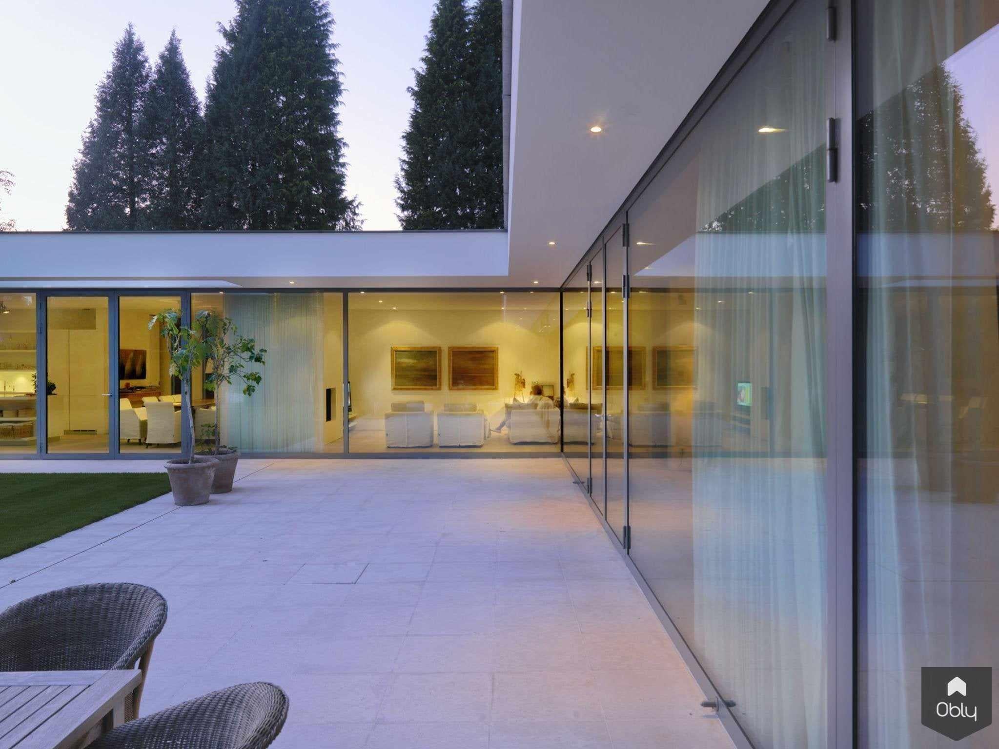 Woonhuis O - exterieur-Grosfeld Bekkers van der Velde Architecten-alle,Exterieur,Exterieur vrijstaand,grote glaspartijen,luxe woonhuis,minimalistische woning,moderne gevel,moderne villa,strakke architectuur-OBLY